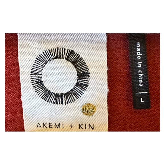 Anthropologie Akemi + Kin Arcana
Embroidered Top - Picture 6 of 9